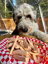 Charger l'image dans la galerie, Compagnon poilu - frites de patates douces lyophilisées pour chiens