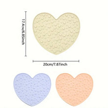 Charger l'image dans la galerie, Tapis de léchage apaisant motif cœur pour chiens | boutique länkē