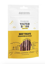 Charger l'image dans la galerie, Bâtonnets de bœuf tendres – Tilted Barn Pet Co. (100 g)