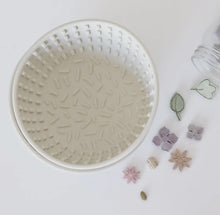 Charger l'image dans la galerie, Bol d’enrichissement interactif à alimentation lente Joliepaw - bol à lécher pour chien