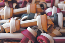 Charger l'image dans la galerie, Mak's patch os végétarien pour chien - tomates, menthe & beurre de cacahuète