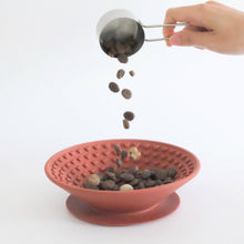 Charger l'image dans la galerie, Gamelle Ralentisseur "Slow Feeder" - Tapis à Lécher pour Chiens