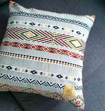 Charger l'image dans la galerie, Housse de Coussin Boho - Aztec