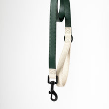 Charger l'image dans la galerie, Duo Collier et Laisse en Cuir Vegan et Chanvre - Collection Alpha Oméga