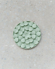 Charger l&#39;image dans la galerie, Tapis de Fouille en Silicone Vert Sauge pour Chiens
